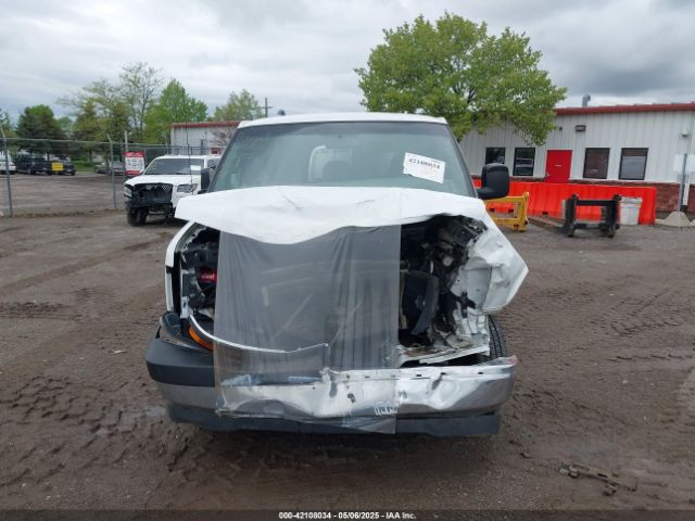 1GCWGBFG0H1128072 Chevrolet Express 2500 Work Van