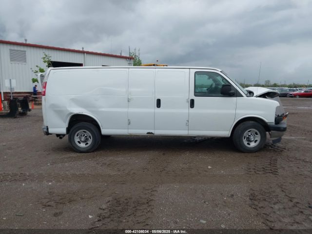 1GCWGBFG0H1128072 Chevrolet Express 2500 Work Van