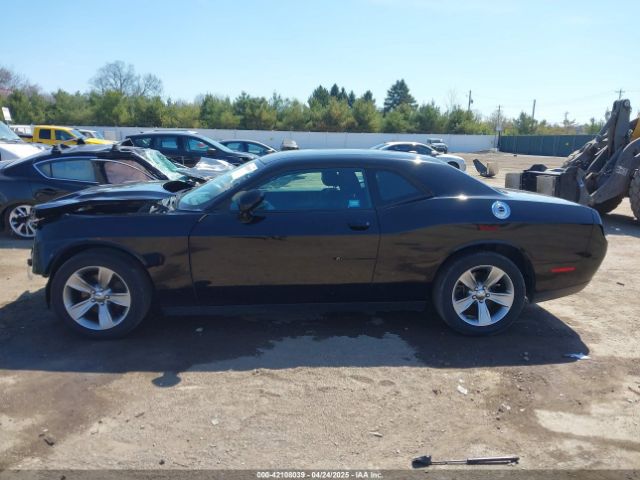 2C3CDZAG2HH550653 Dodge Challenger Sxt