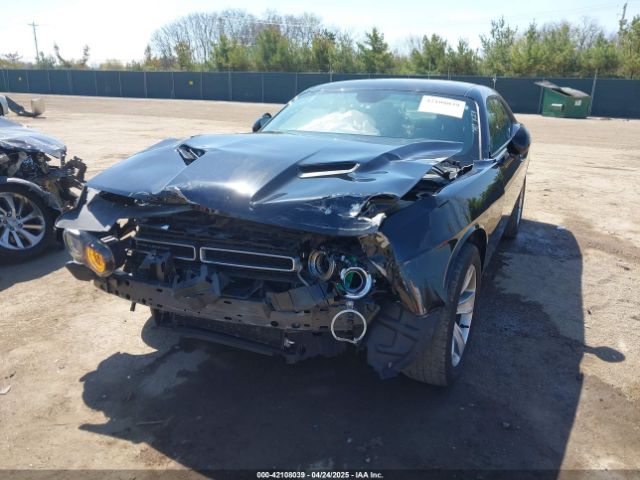 2C3CDZAG2HH550653 Dodge Challenger Sxt