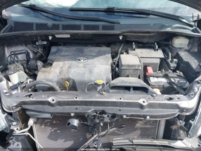 5TDYK3DC4ES463315 Toyota Sienna Xle V6 8 Passenger