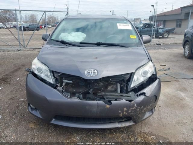 5TDYK3DC4ES463315 Toyota Sienna Xle V6 8 Passenger