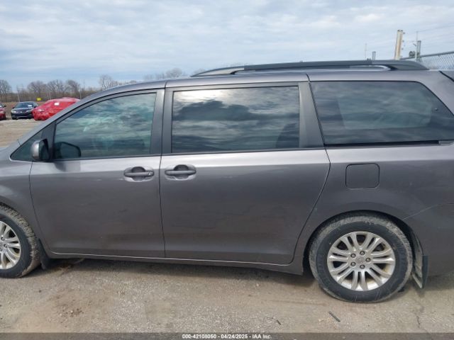 5TDYK3DC4ES463315 Toyota Sienna Xle V6 8 Passenger