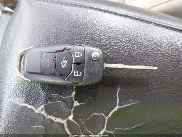 3FA6P0HD5ER182028 Ford FUSION SE