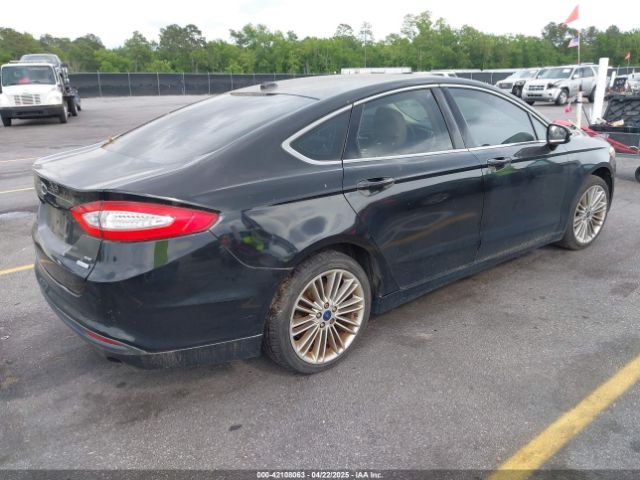 3FA6P0HD5ER182028 Ford FUSION SE