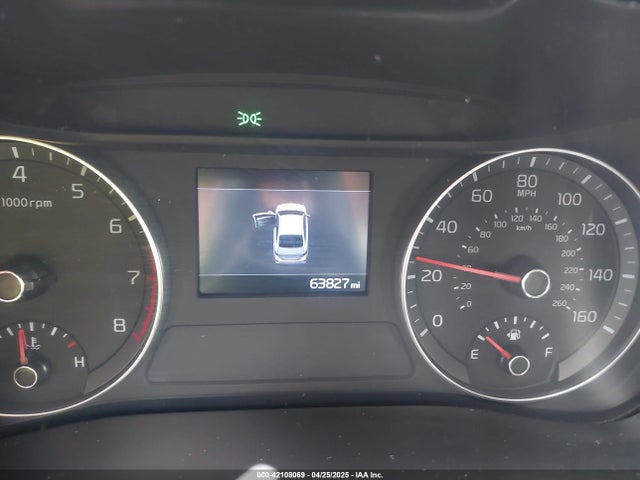 3KPF24AD9ME353962 KIA Forte Lxs