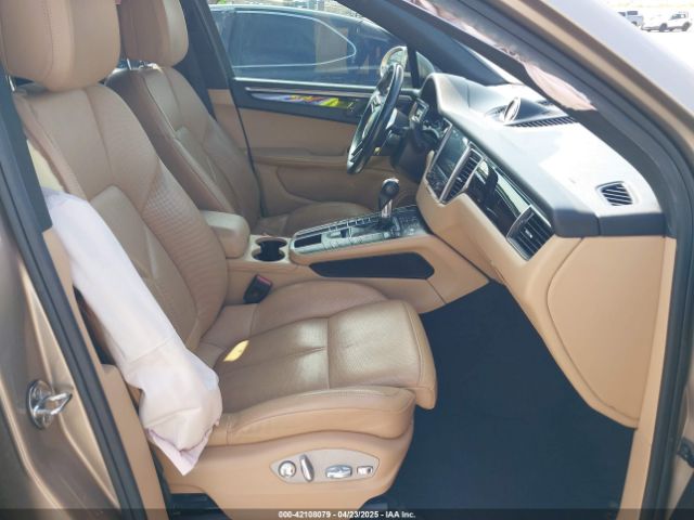 2018 PORSCHE MACAN WP1AA2A55JLB04330 Photo 4