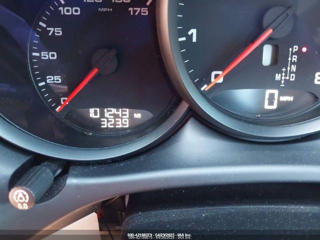 2018 PORSCHE MACAN WP1AA2A55JLB04330 Photo 6