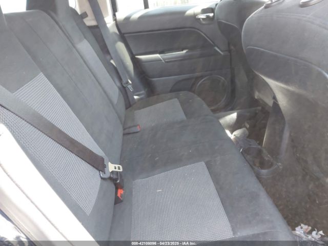 1C4NJPBA5FD280680 Jeep Patriot Sport