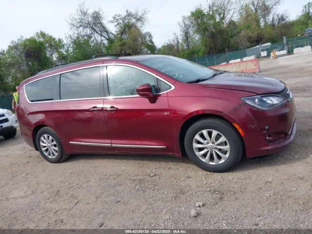 2C4RC1BGXHR691635 Chrysler Pacifica Touring-l