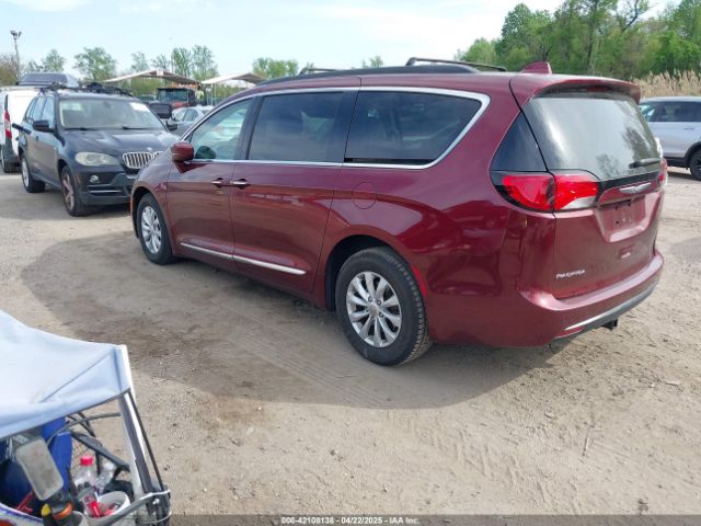 2017 CHRYSLER PACIFICA 2C4RC1BGXHR691635 Photo 2