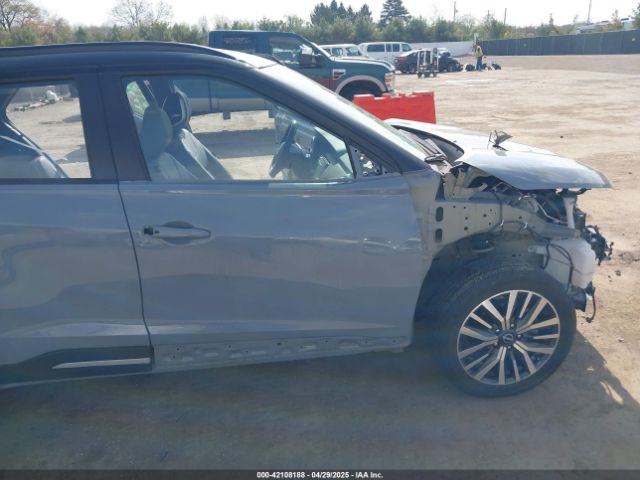 3N1CP5DV4PL514672 Nissan Kicks Sr Xtronic Cvt