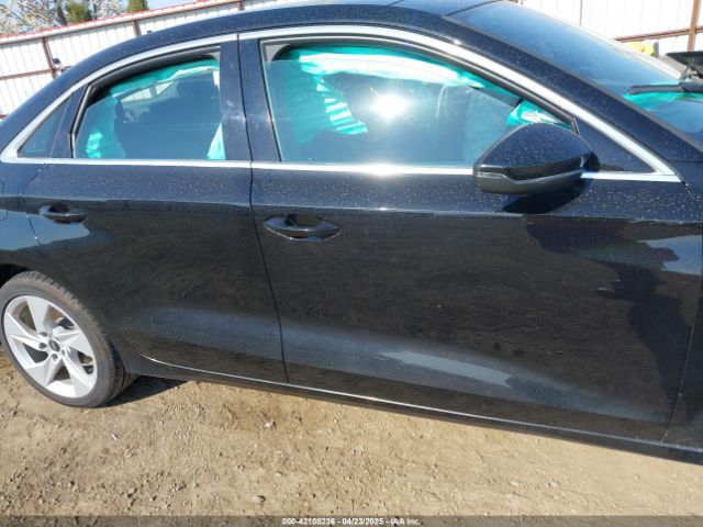 WAUAUDGY9NA045562 Audi A3 Premium 40 Tfsi Front-wheel Drive S Tronic