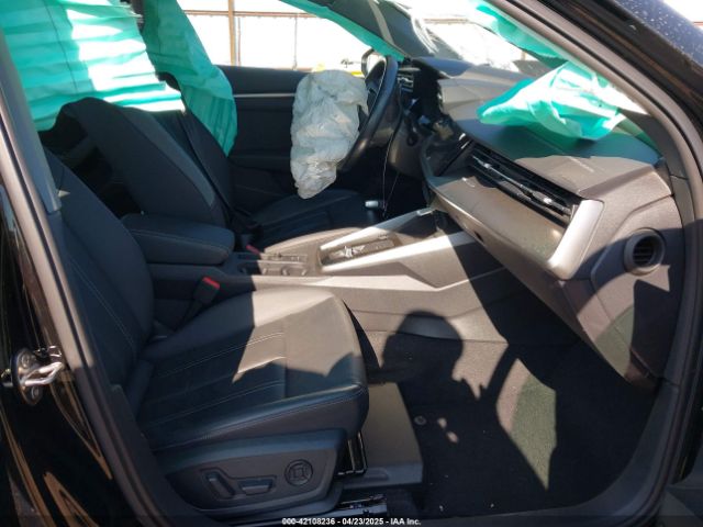 WAUAUDGY9NA045562 Audi A3 Premium 40 Tfsi Front-wheel Drive S Tronic