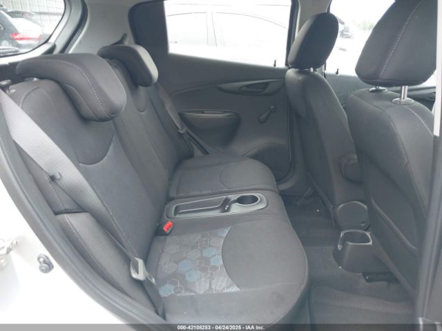 KL8CB6SA1HC818338 Chevrolet Spark Ls Cvt
