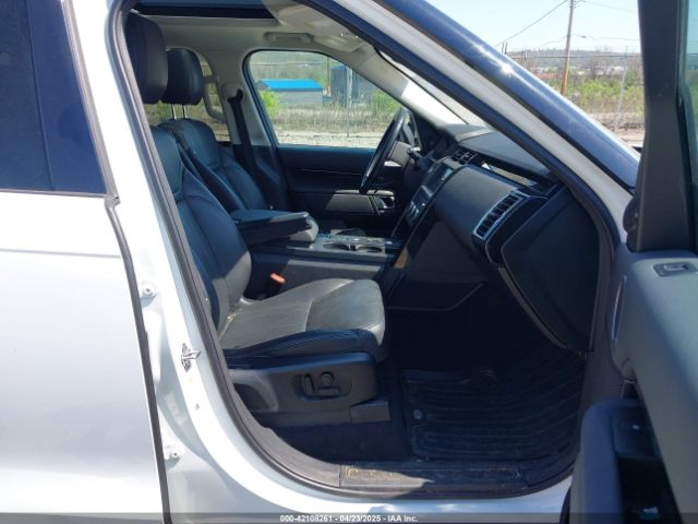 SALRG2RV9JA072588 Land Rover Discovery Se