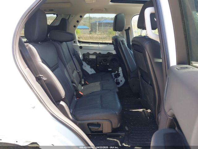 SALRG2RV9JA072588 Land Rover Discovery Se