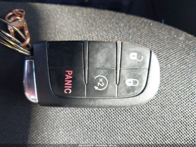 ZACNJBBB8KPK31087 Jeep Renegade Latitude 4x4