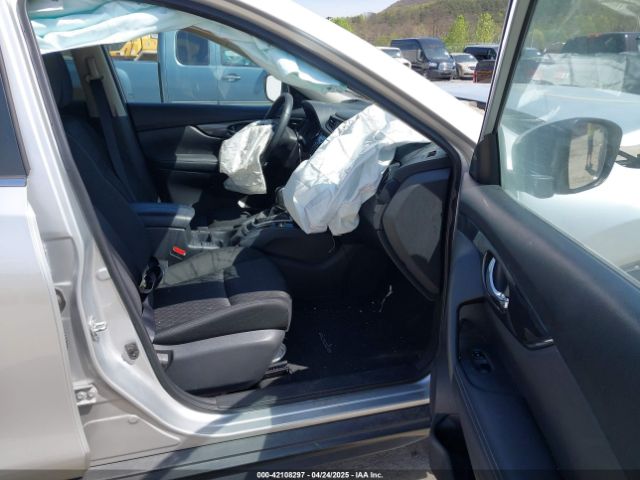 KNMAT2MV2KP558732 Nissan ROGUE SV