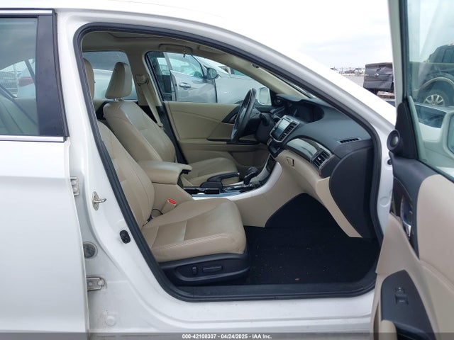 1HGCR3F97GA029298 Honda Accord Touring