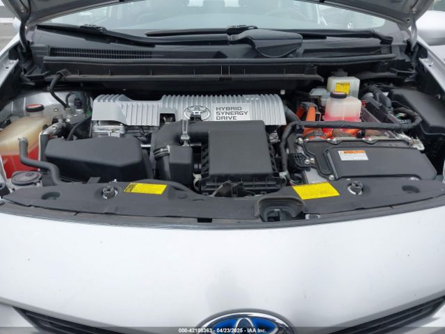 JTDKN3DU1E0384757 Toyota Prius Three