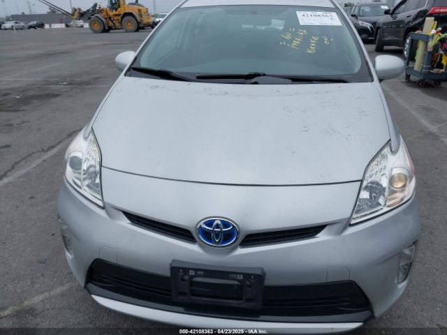 JTDKN3DU1E0384757 Toyota Prius Three
