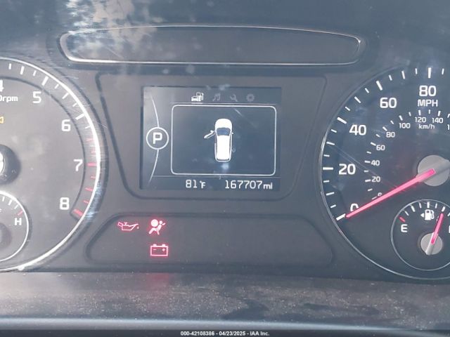 5XYPG4A57GG072233 KIA Sorento 3.3l Lx