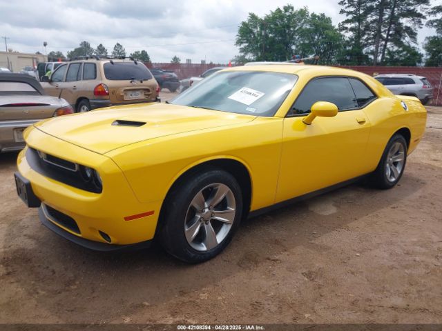 2C3CDZAG6JH236249 Dodge Challenger Sxt