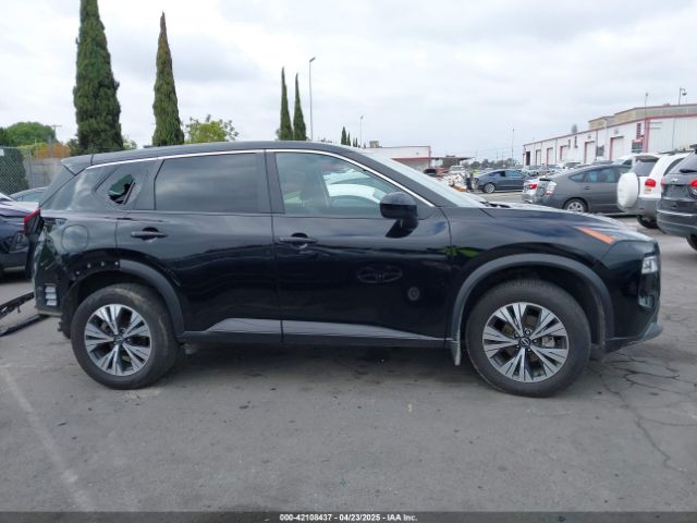 JN8BT3BA5PW417908 Nissan Rogue Sv Fwd