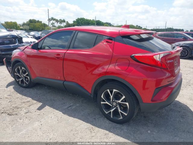 NMTKHMBX4NR141627 Toyota C-HR XLE