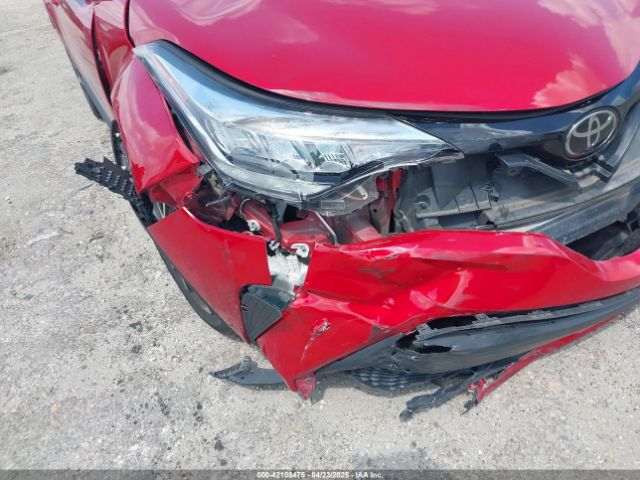 NMTKHMBX4NR141627 Toyota C-HR XLE