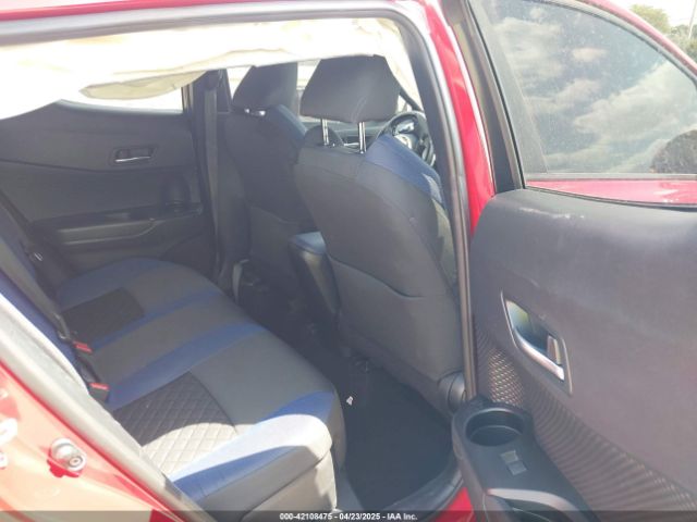 NMTKHMBX4NR141627 Toyota C-HR XLE