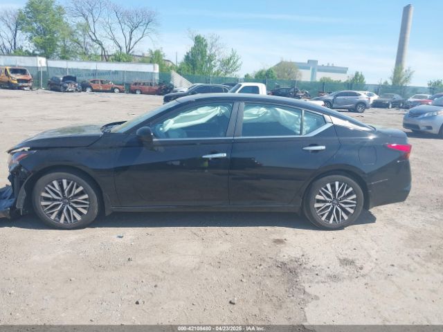 1N4BL4DV7PN404915 Nissan Altima Sv Fwd