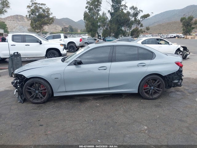 3MW39FF0XP8D77347 BMW 330e