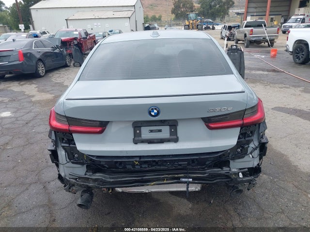 3MW39FF0XP8D77347 BMW 330e