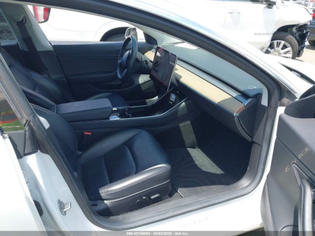 5YJ3E1EAXJF052597 Tesla Model 3 Long Range/mid Range