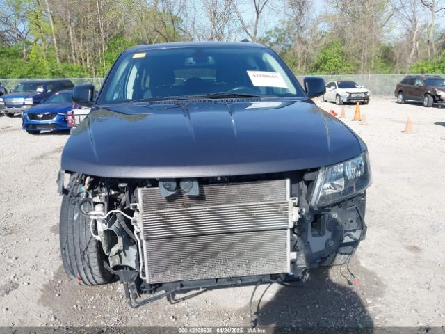 3C4PDCBB7KT852418 Dodge JOURNEY SE