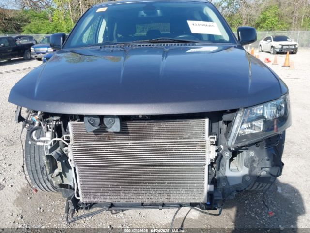 3C4PDCBB7KT852418 Dodge JOURNEY SE
