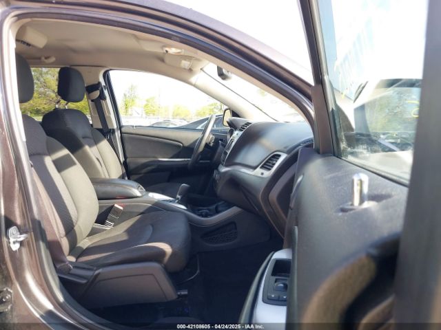 3C4PDCBB7KT852418 Dodge JOURNEY SE