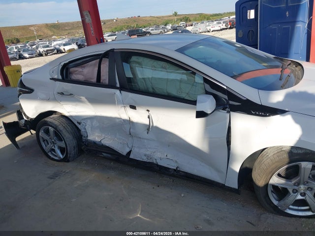 1G1RA6S53JU113265 Chevrolet VOLT LT
