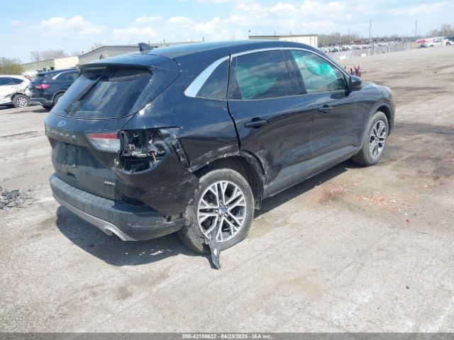 1FMCU9H94NUB58068 Ford ESCAPE SEL