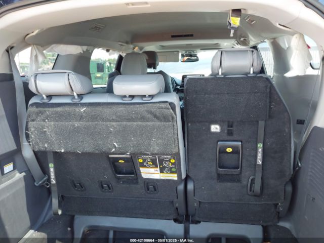 5TDYSKFC6PS081443 Toyota SIENNA XLE