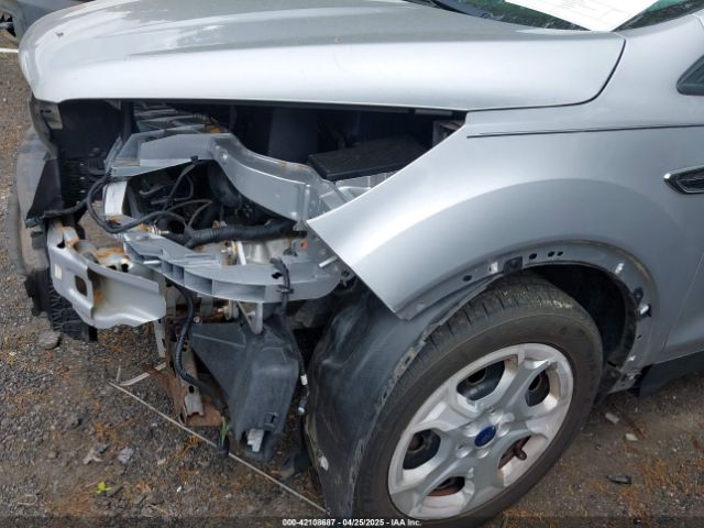 1FMCU0F78HUA58153 Ford ESCAPE S