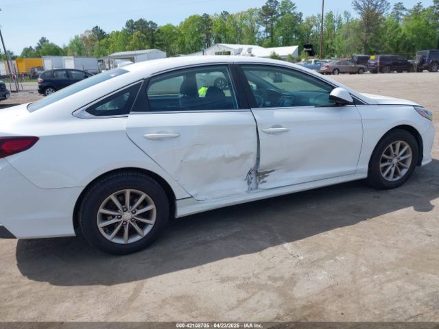 5NPE24AF7JH601095 Hyundai SONATA SE
