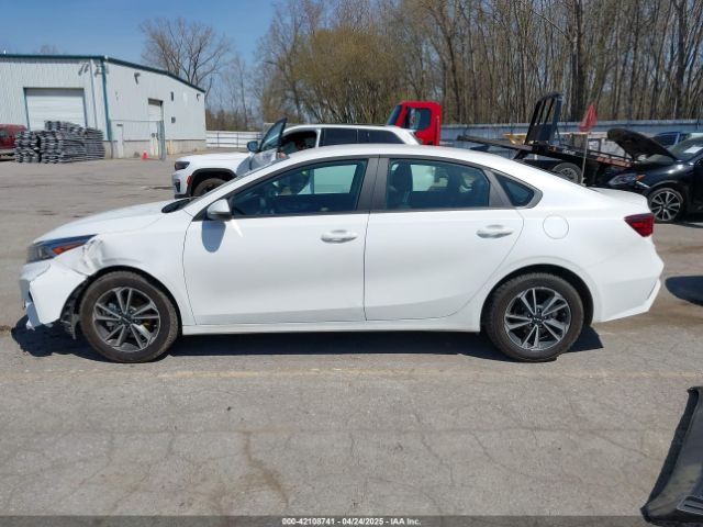 3KPF24AD6RE786274 KIA Forte Lxs