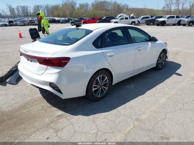3KPF24AD6RE786274 KIA Forte Lxs