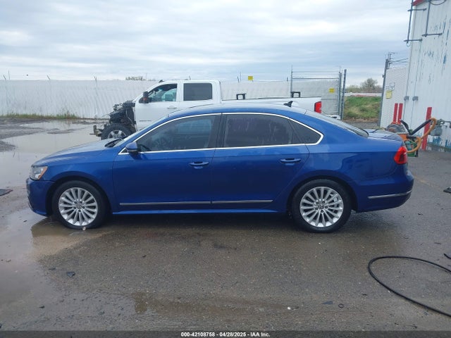 1VWBT7A32GC009922 Volkswagen 2016