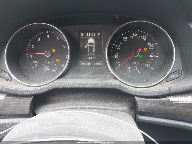 1VWBT7A32GC009922 Volkswagen 2016
