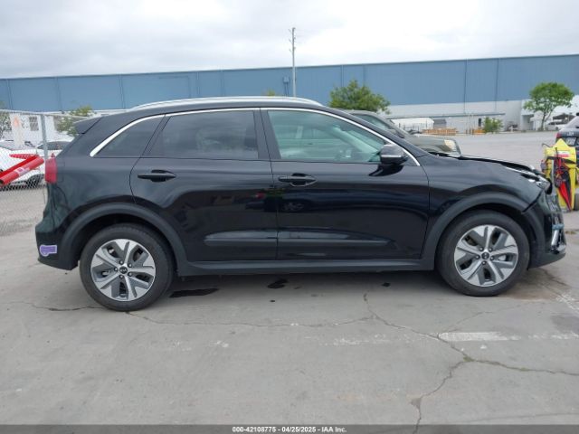 KNDCE3LG9K5009990 KIA Niro Ev Ex Premium
