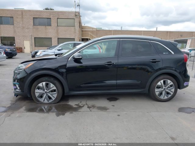 KNDCE3LG9K5009990 KIA Niro Ev Ex Premium